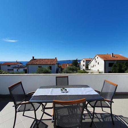 Apartmani Alta Krk Town Exterior photo
