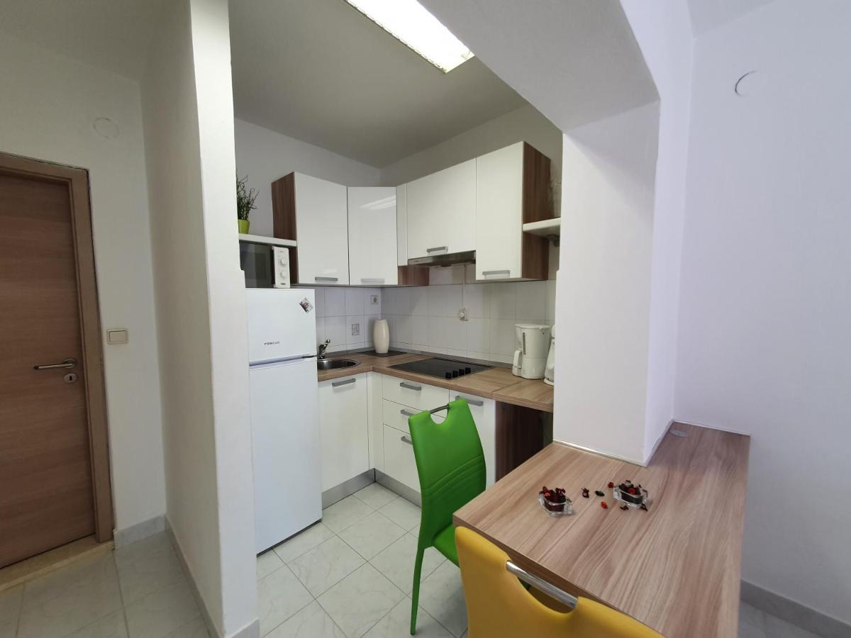 Apartmani Alta Krk Town Exterior photo